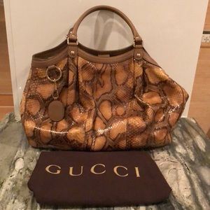 Euc Gucci python handbag